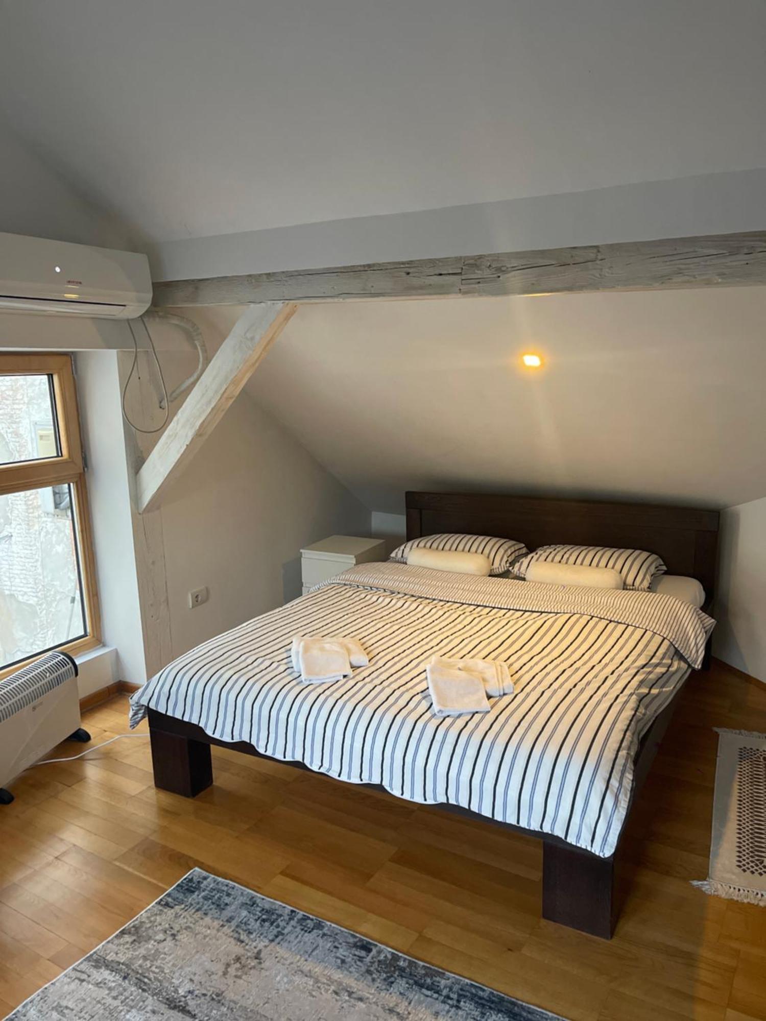 Double Bedroom Apartment In Beograd Bagian luar foto